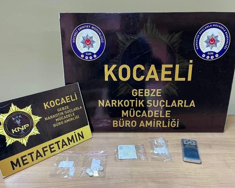 Kocaeli’de 2 ayrı uyuşturucu operasyonunda 4 şüpheli yakalandı