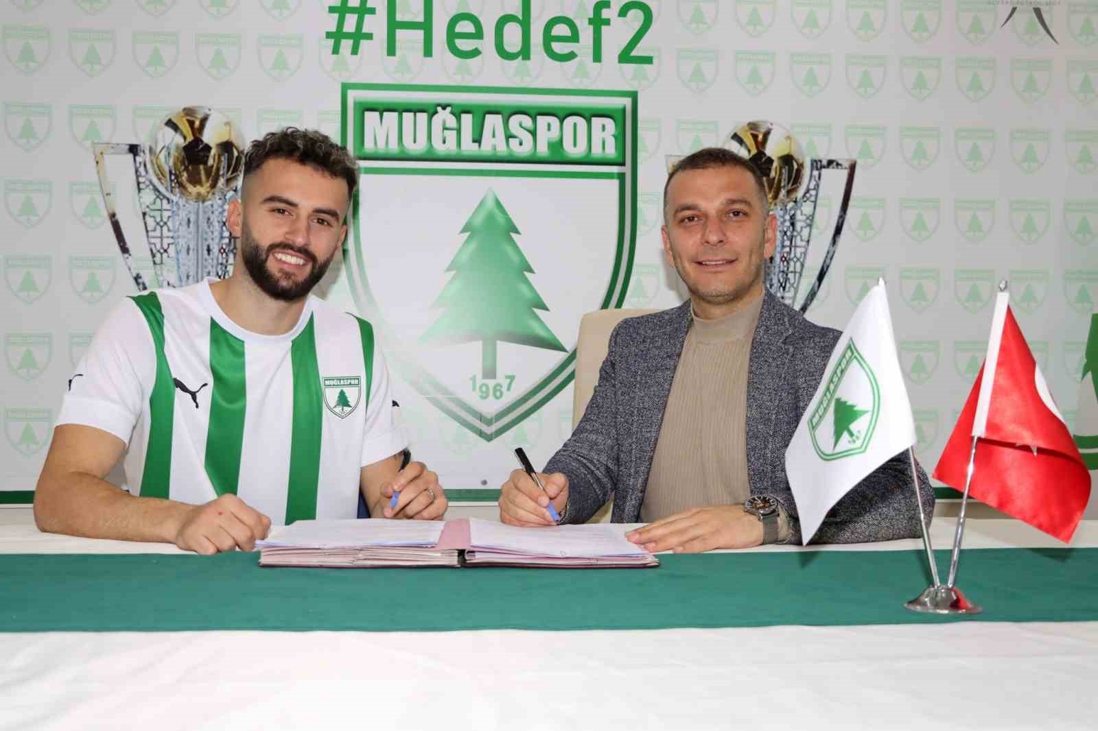 Muğlaspor Süper Lig deneyimli Arslantaş’ı renklerine kattı