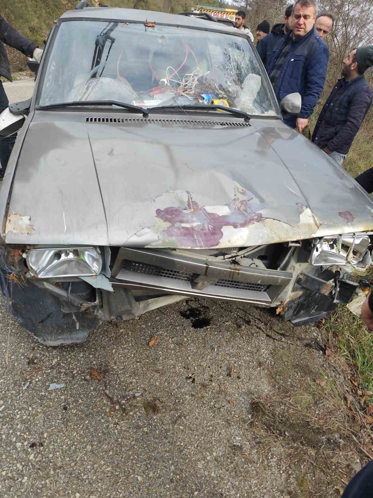 Kastamonu’da Fiat-Tofaş marka otomobil, 20 metre şarampole yuvarlandı, sürücüsü yaralandı
