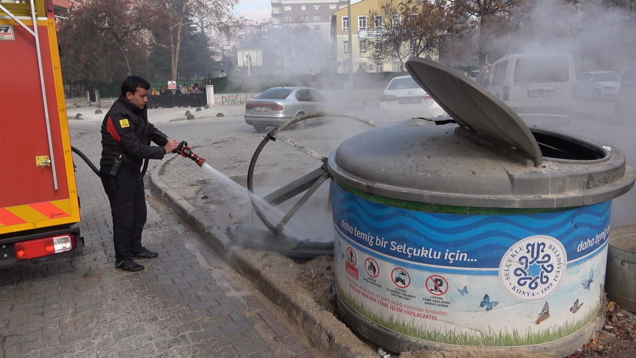 Konya’da çöp konteynerinde yangın
