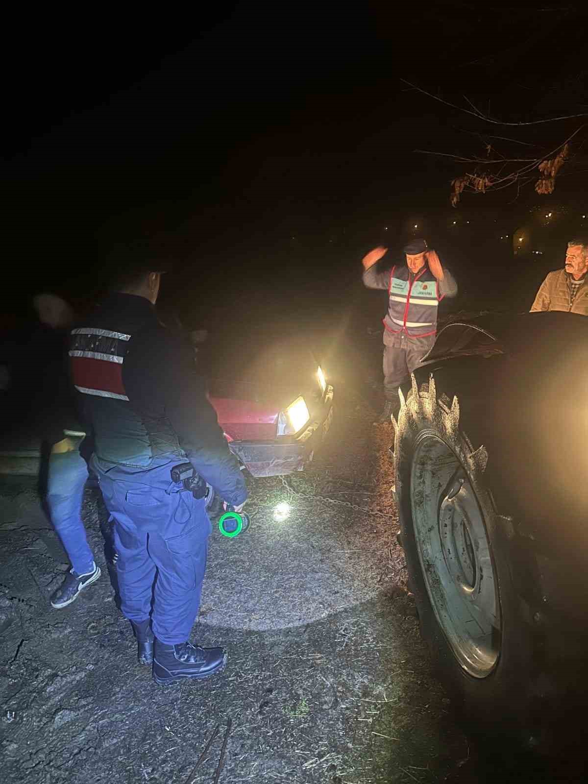 Mahsur kalan şahıs jandarma ekiplerince kurtarıldı
