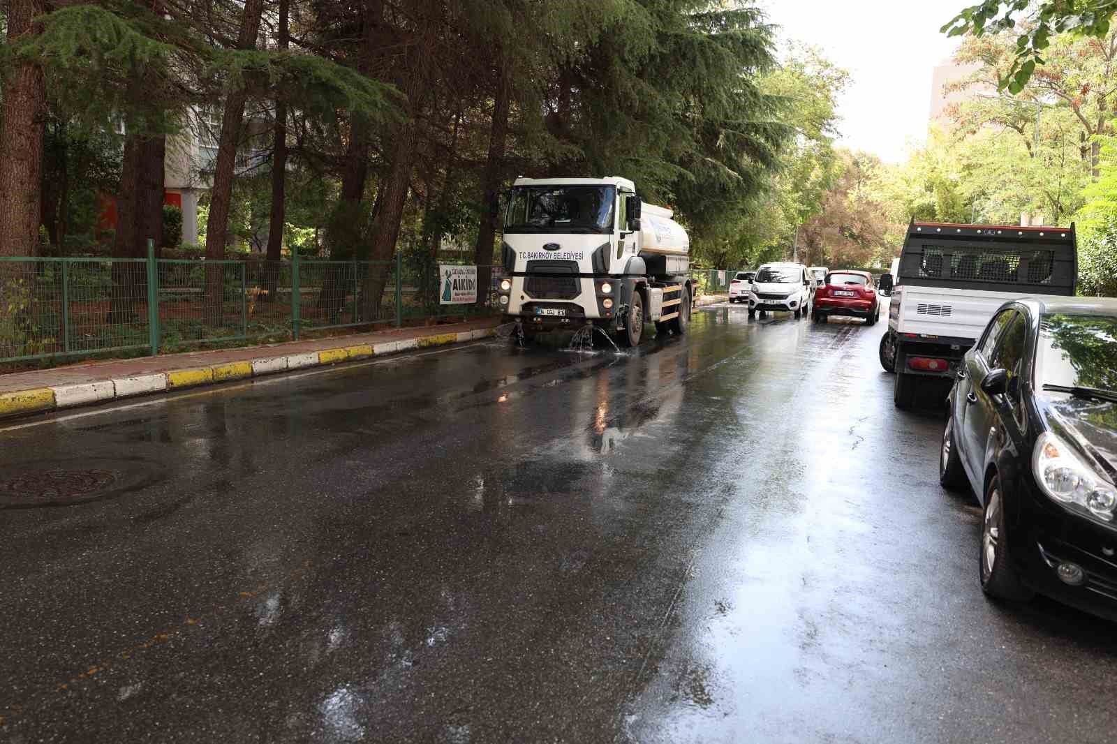 Bakırköy Belediyesi insan, çevre ve sokak canlılarının sağlığı için çalıştı
