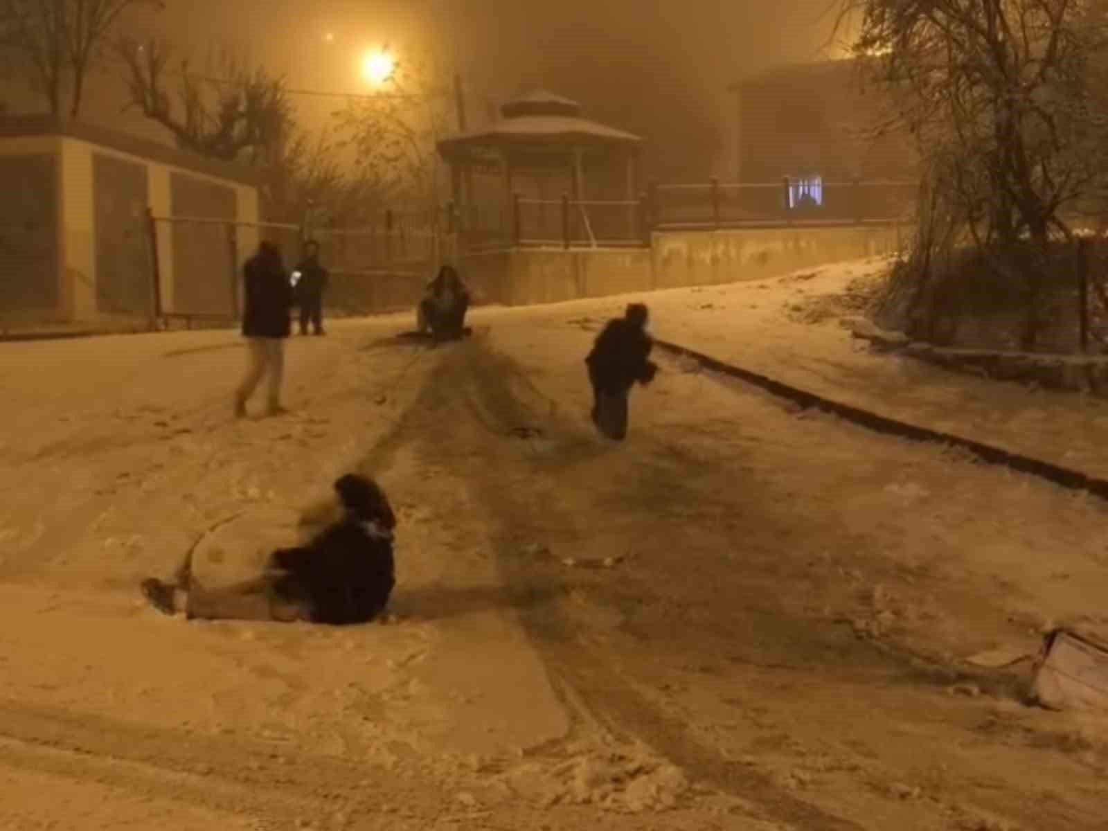 Siirt’te kar yağışı başladı
