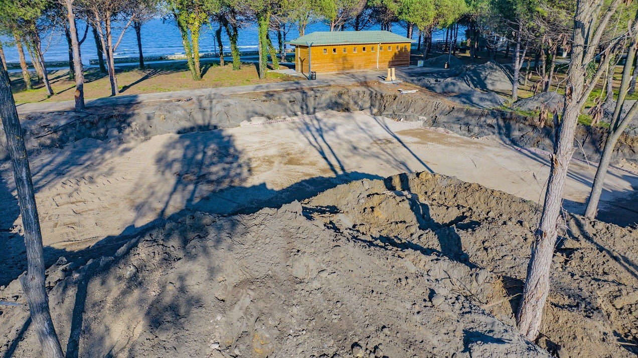 &Uuml;nye&rsquo;de kadınlara &ouml;zel havuz projesi
