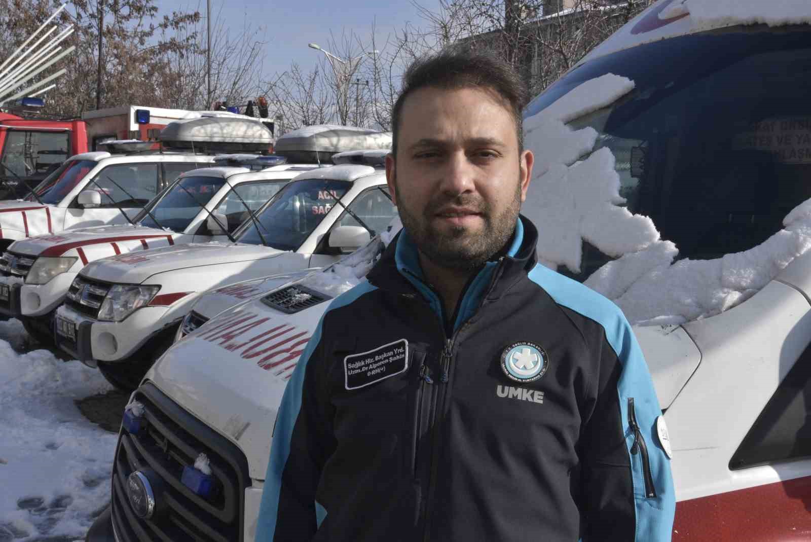 Kalp hastası ambulans uçakla İstanbul’a sevk edildi
