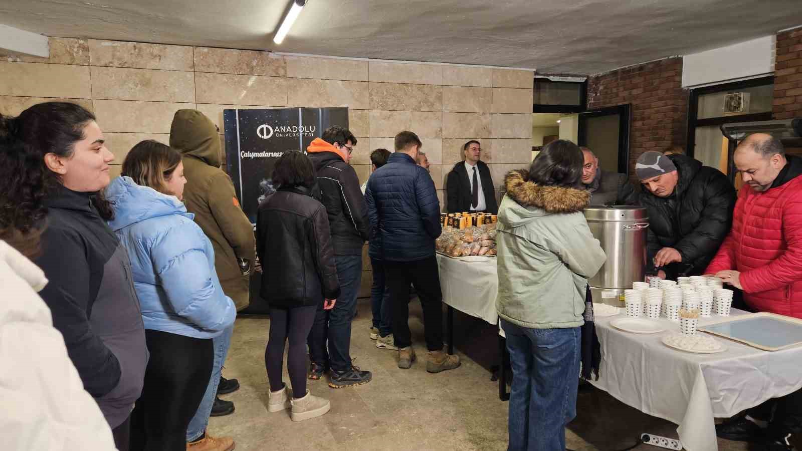 Anadolu Üniversitesi’nden öğrencilere sıcak destek