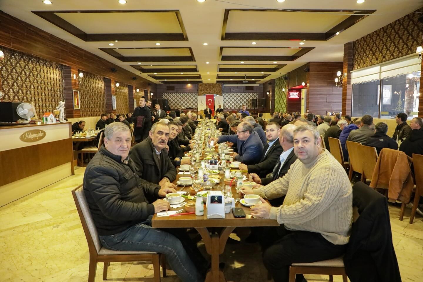 Vali Musa Işın, k&ouml;y muhtarlarıyla bir araya geldi
