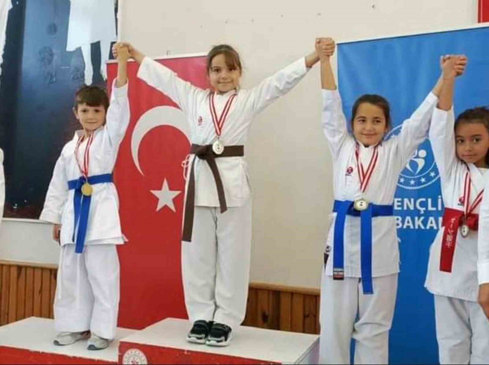 Menteşe Belediyespor Kulübünden 163 madalya, 8 kupa
