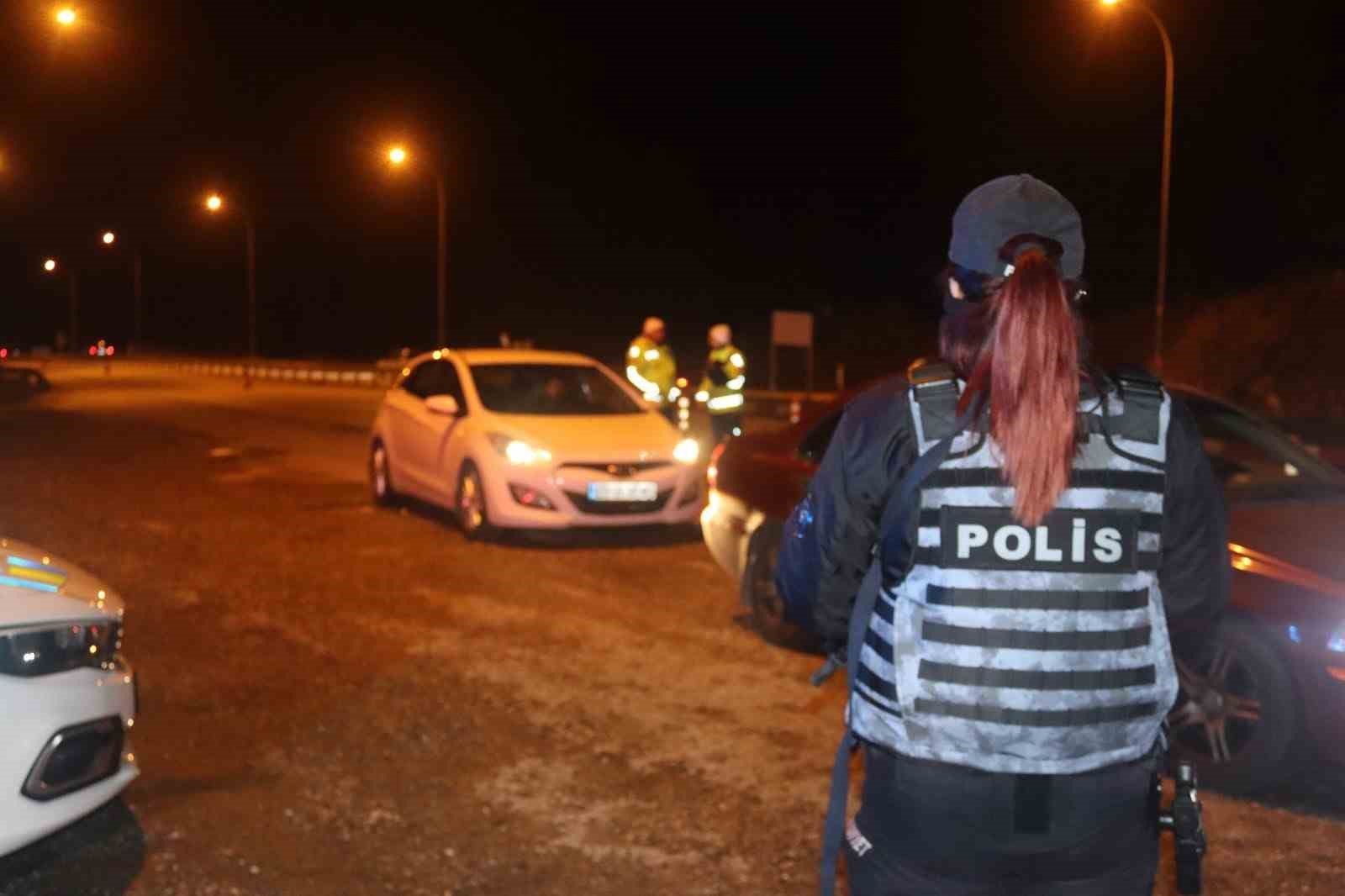 Bilecik&rsquo;te s&uuml;r&uuml;c&uuml;lere 4 milyon 957 bin 374 TL idari para cezası uygulandı
