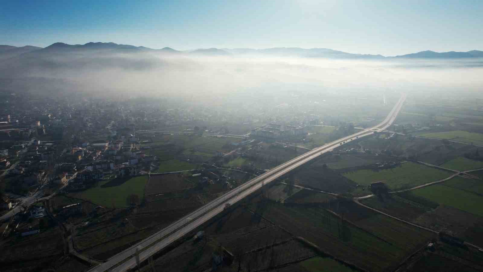 Sındırgı’da sis dronla görüntülendi
