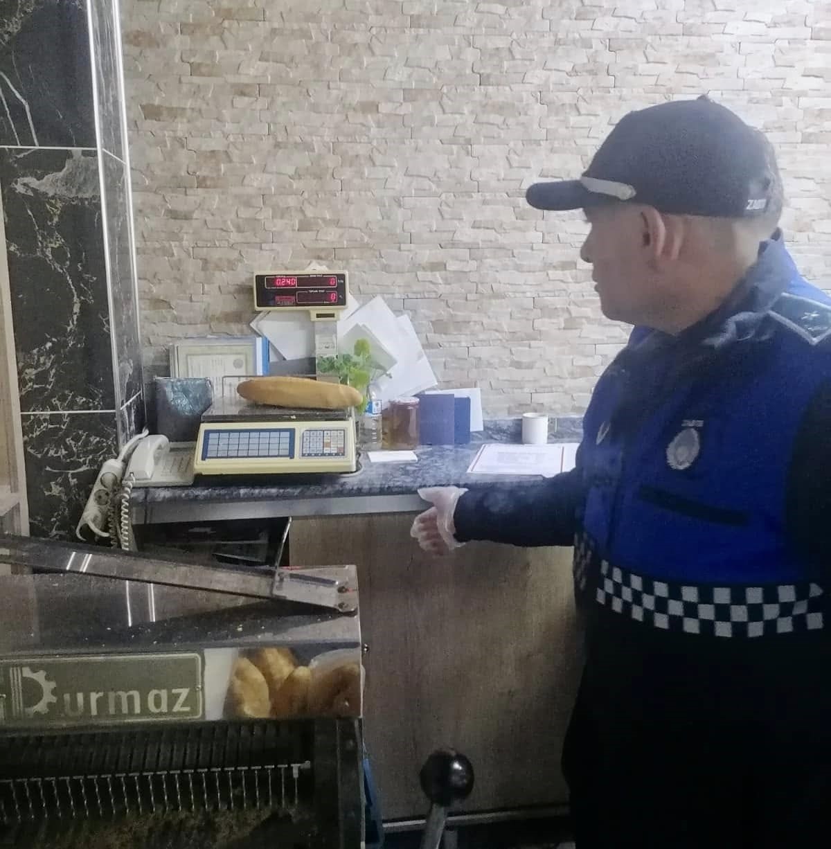 K&ouml;rfez&rsquo;de fırınlara gramaj denetimi
