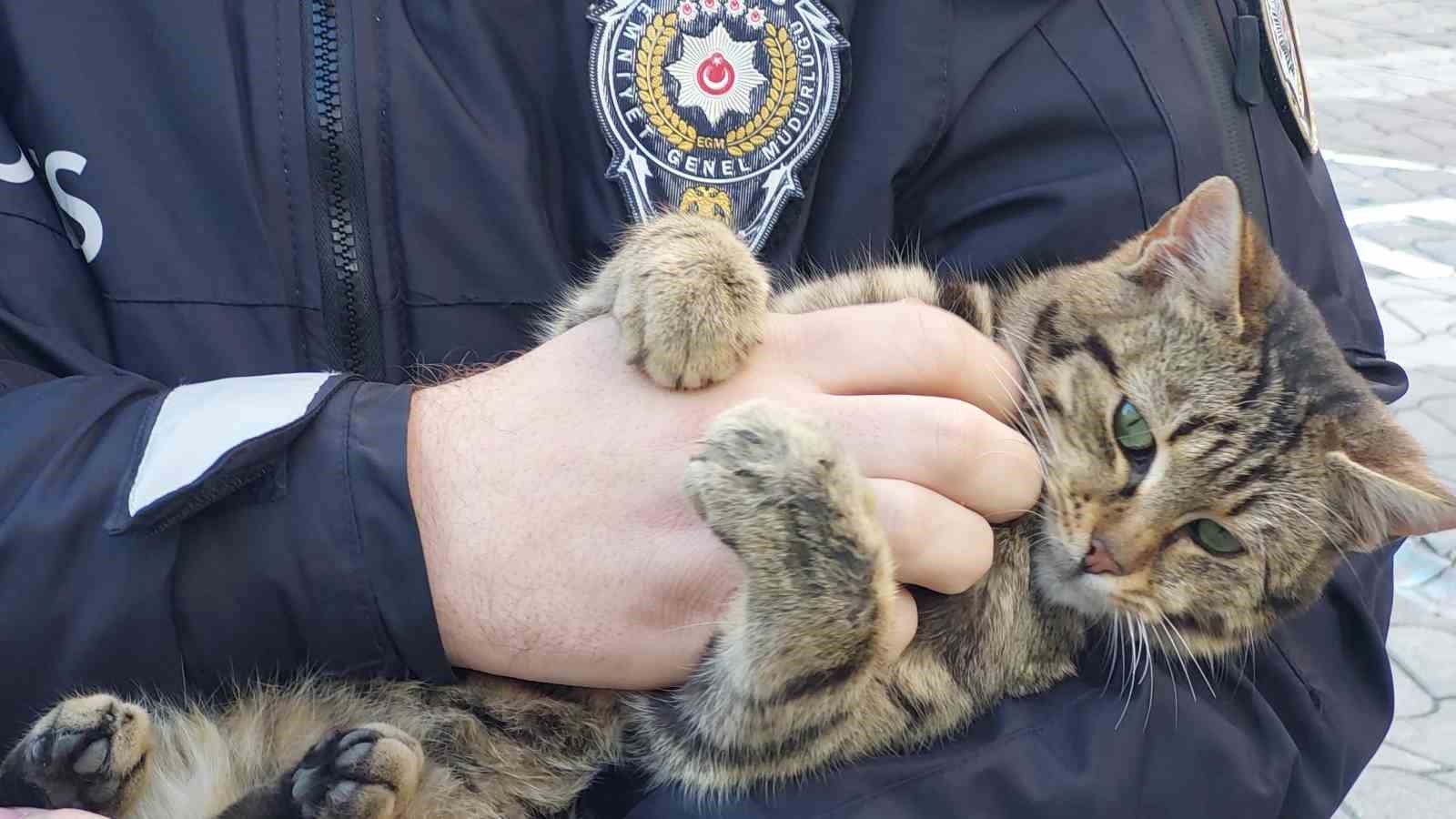 Samsun’da polisten okul çevrelerinde güvenlik denetimi
