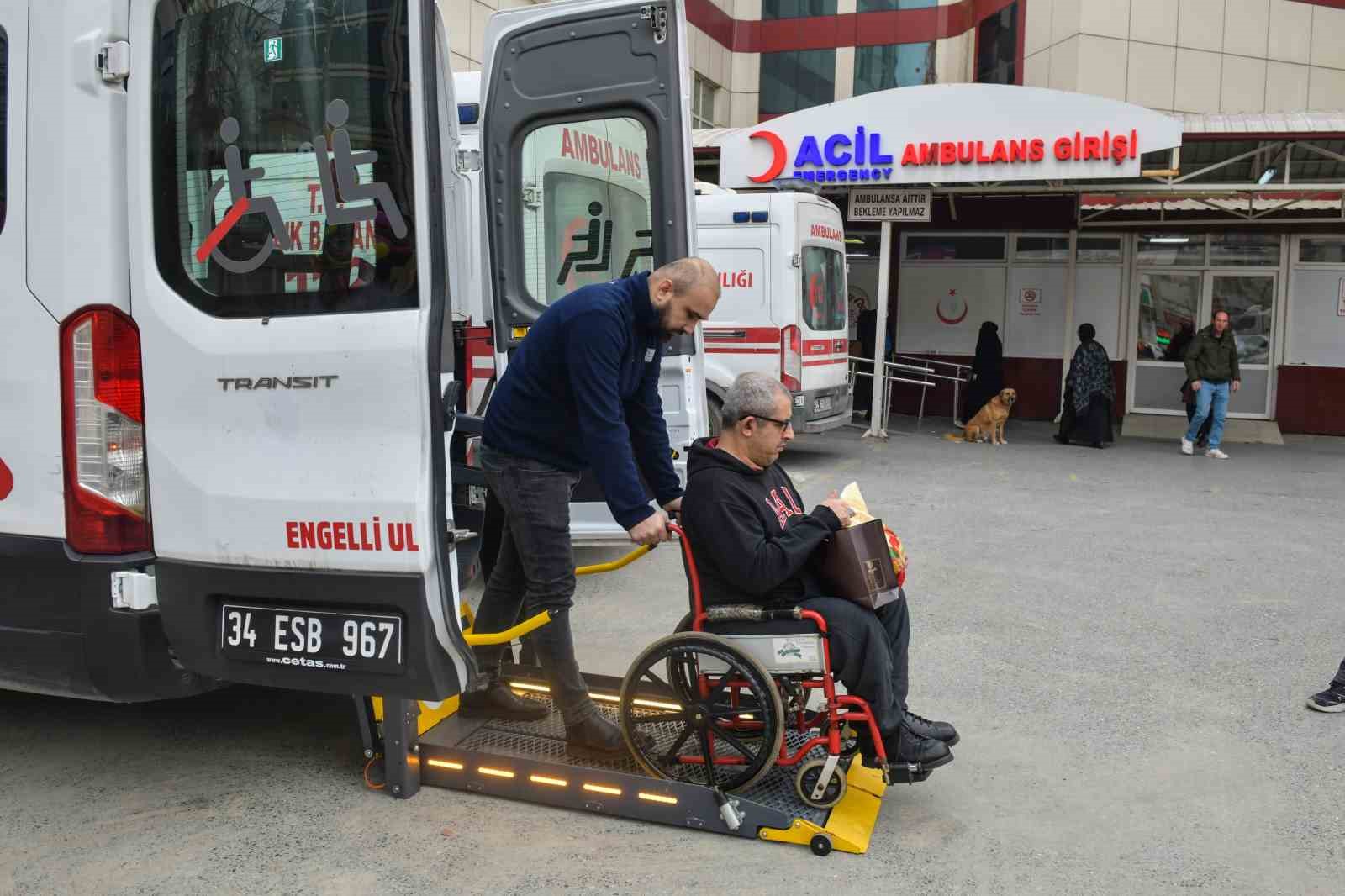 Esenyurt’ta engelli ve yaşlılara özel ulaşım desteği
