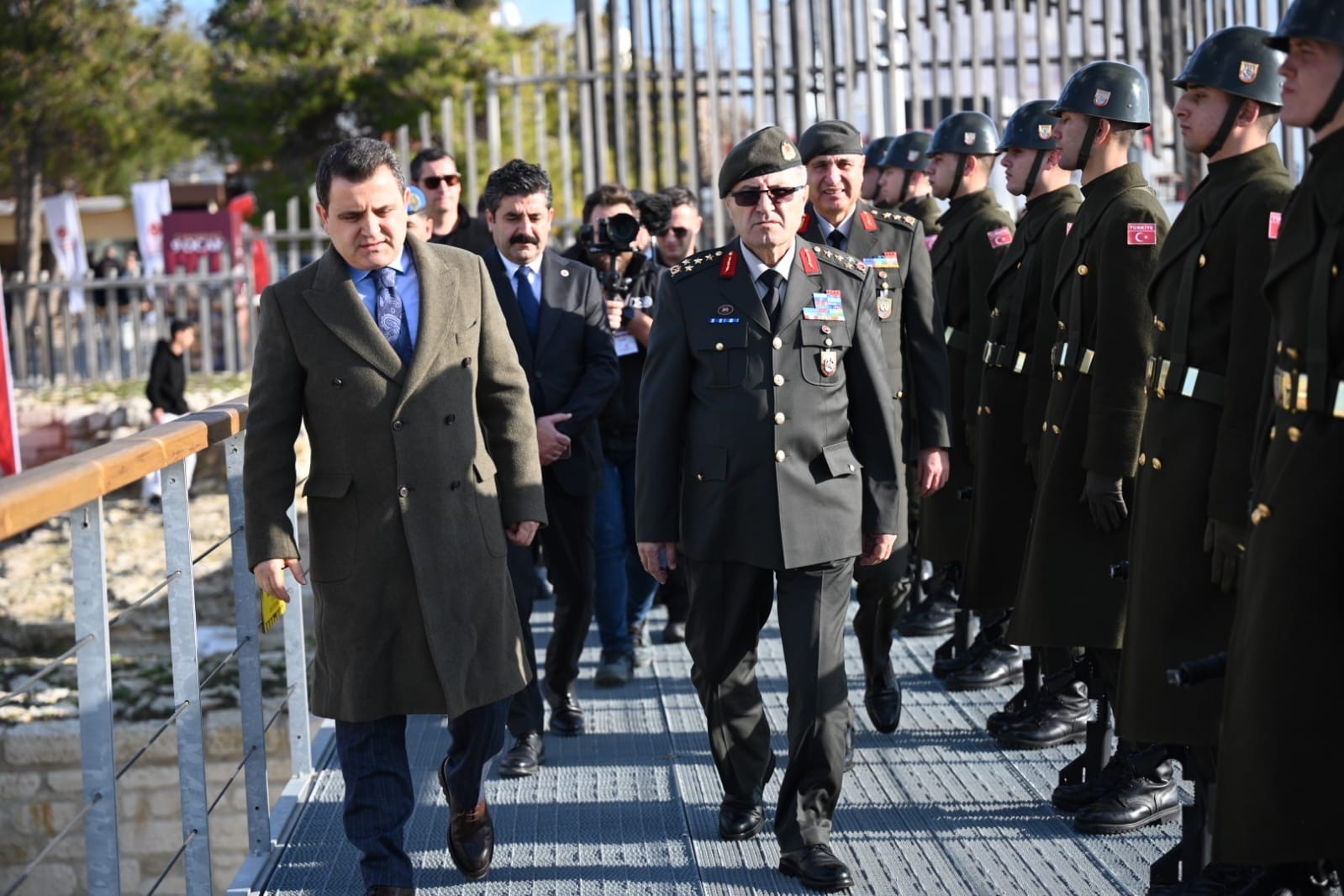 1’inci Ordu Komutanı Orgeneral Tokel’den Tarihi Alan Başkanı Kaşdemir’e ziyaret
