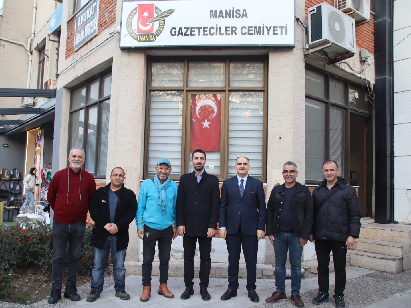 Manisa Gazeteciler Cemiyetinden lokma hayrı
