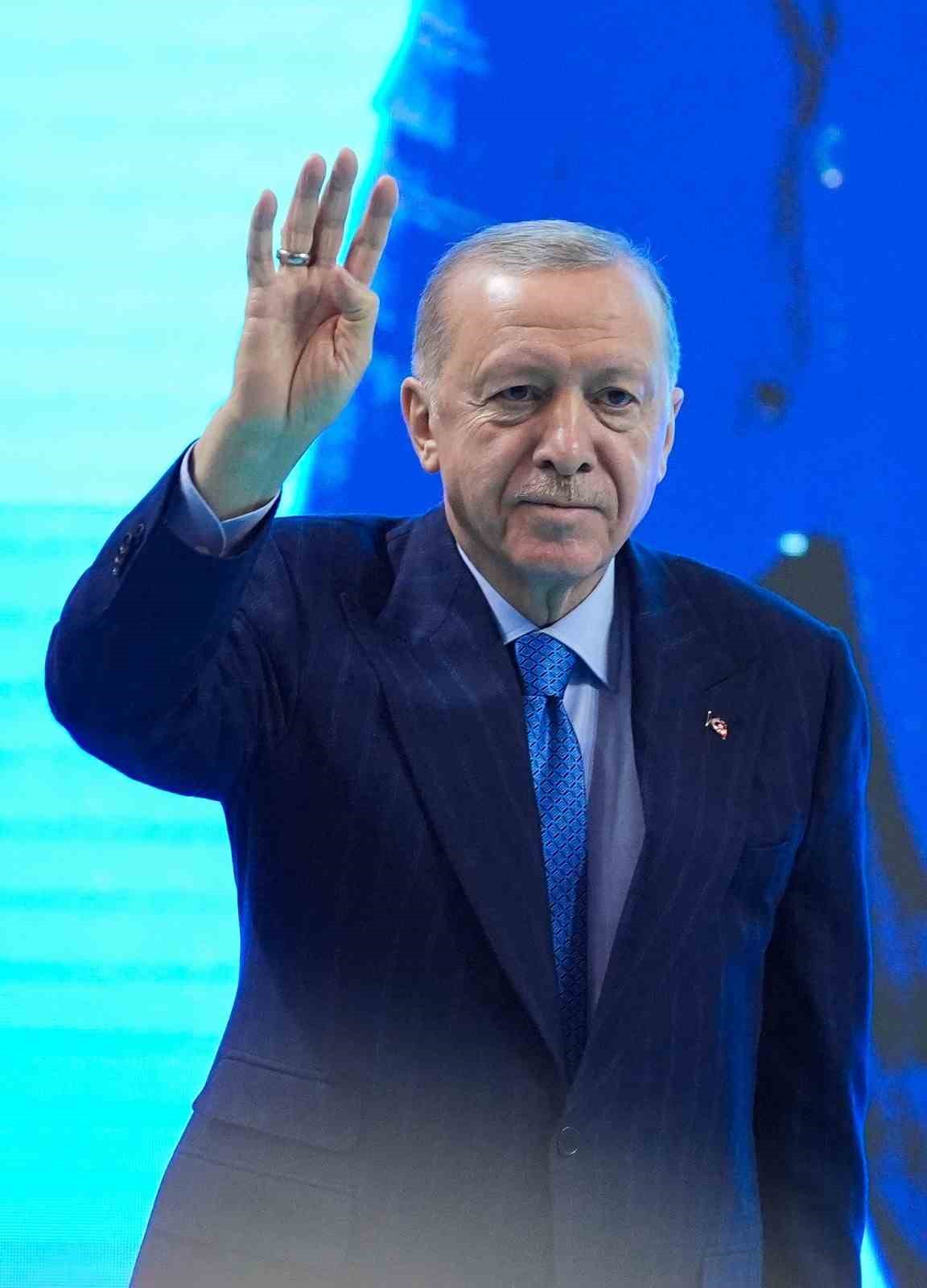 Cumhurbaşkanı Erdoğan; &ldquo;22 yılda Denizli&rsquo;ye 385 milyar TL tutarında kamu yatırımı yaptık&rdquo;
