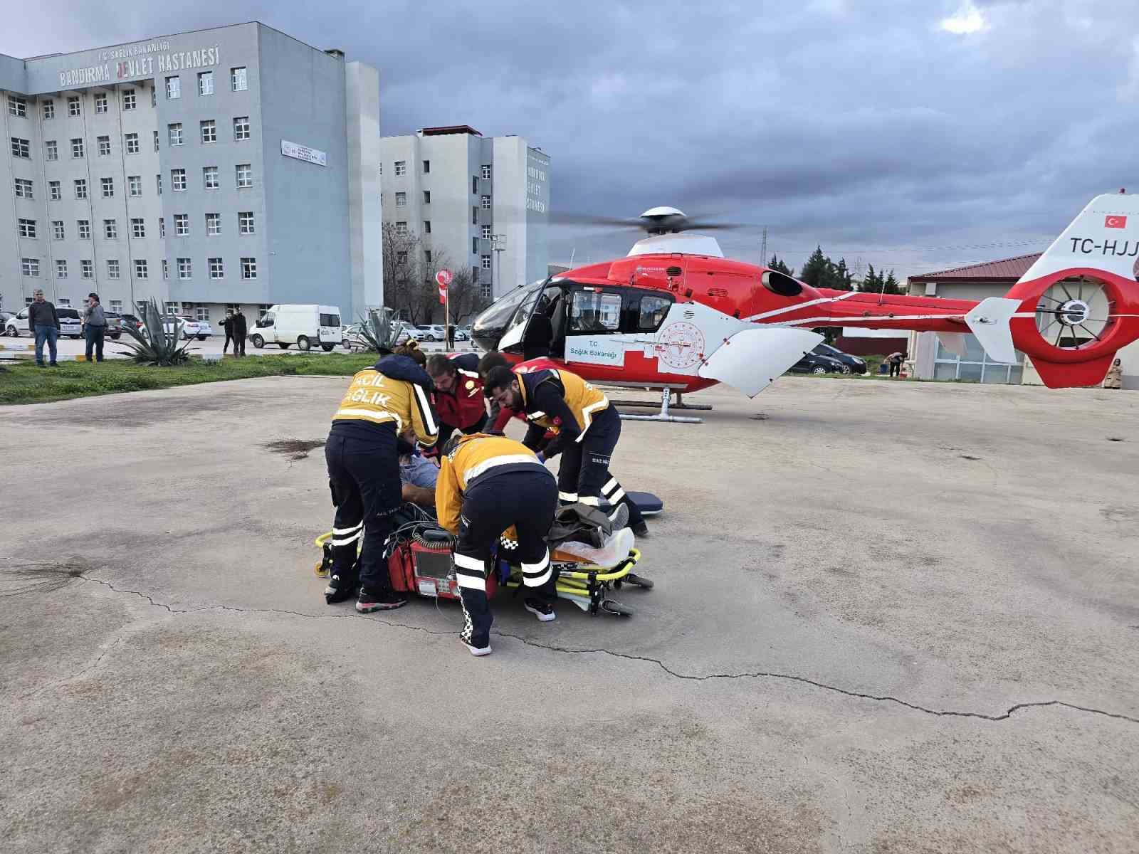 Helikopter ambulans hayat kurtardı
