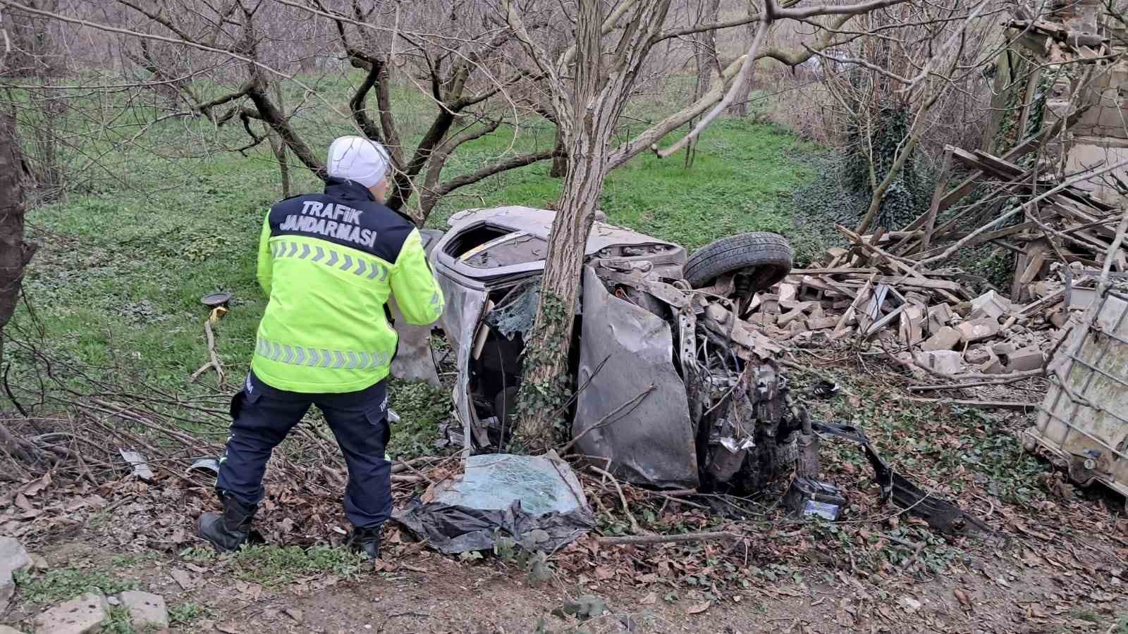 İznik yolunda feci kaza: 4 yaralı