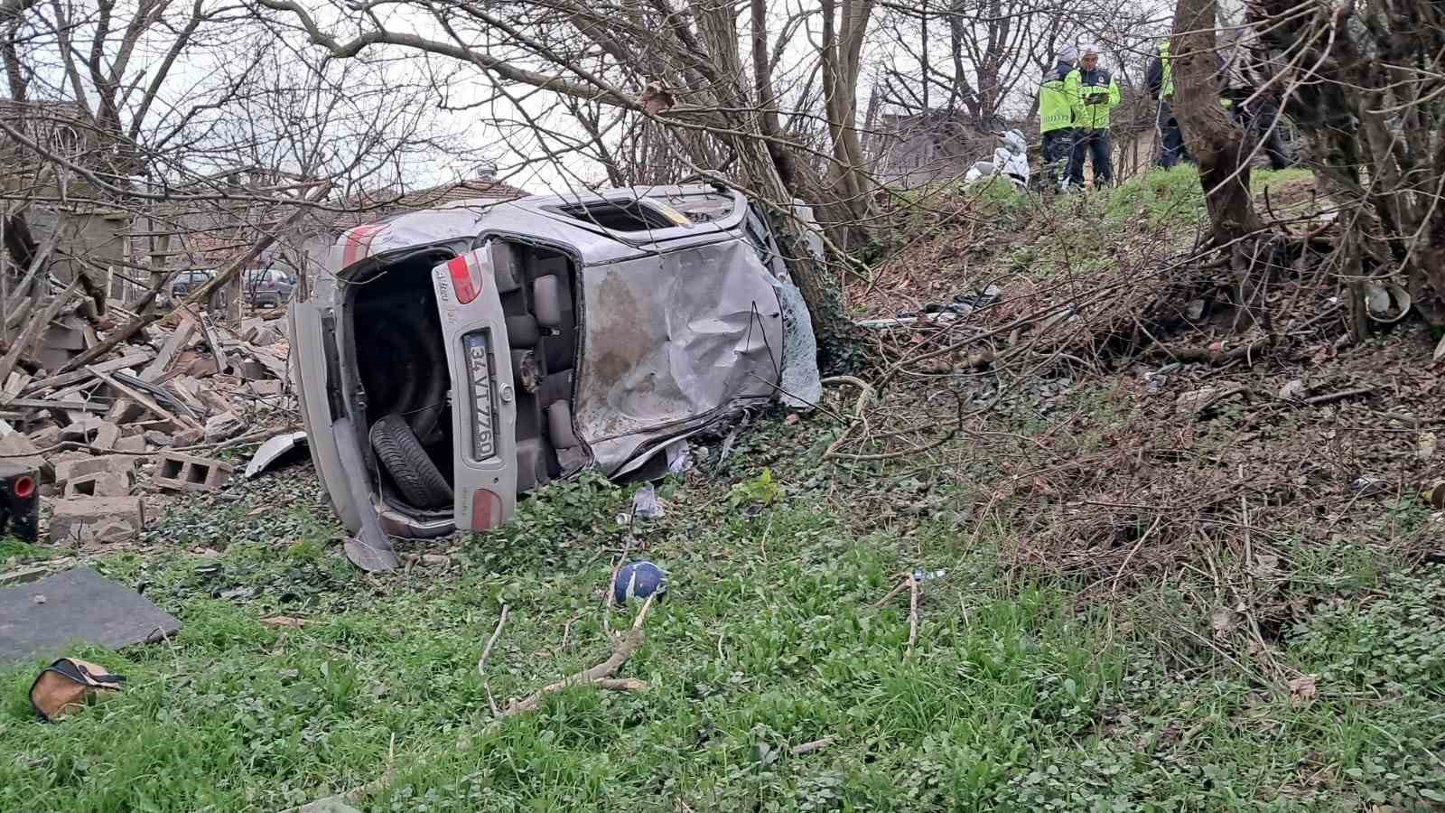 İznik yolunda feci kaza: 4 yaralı
