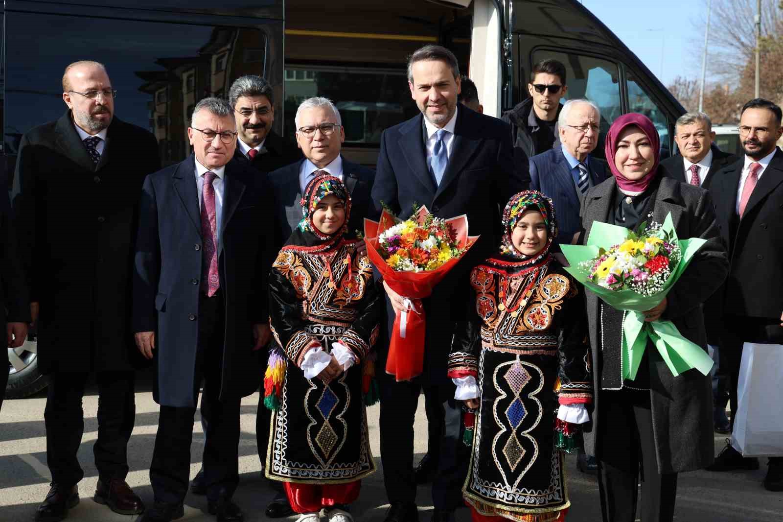 2028 yılında tüm hanelere yerli gaz verilecek
