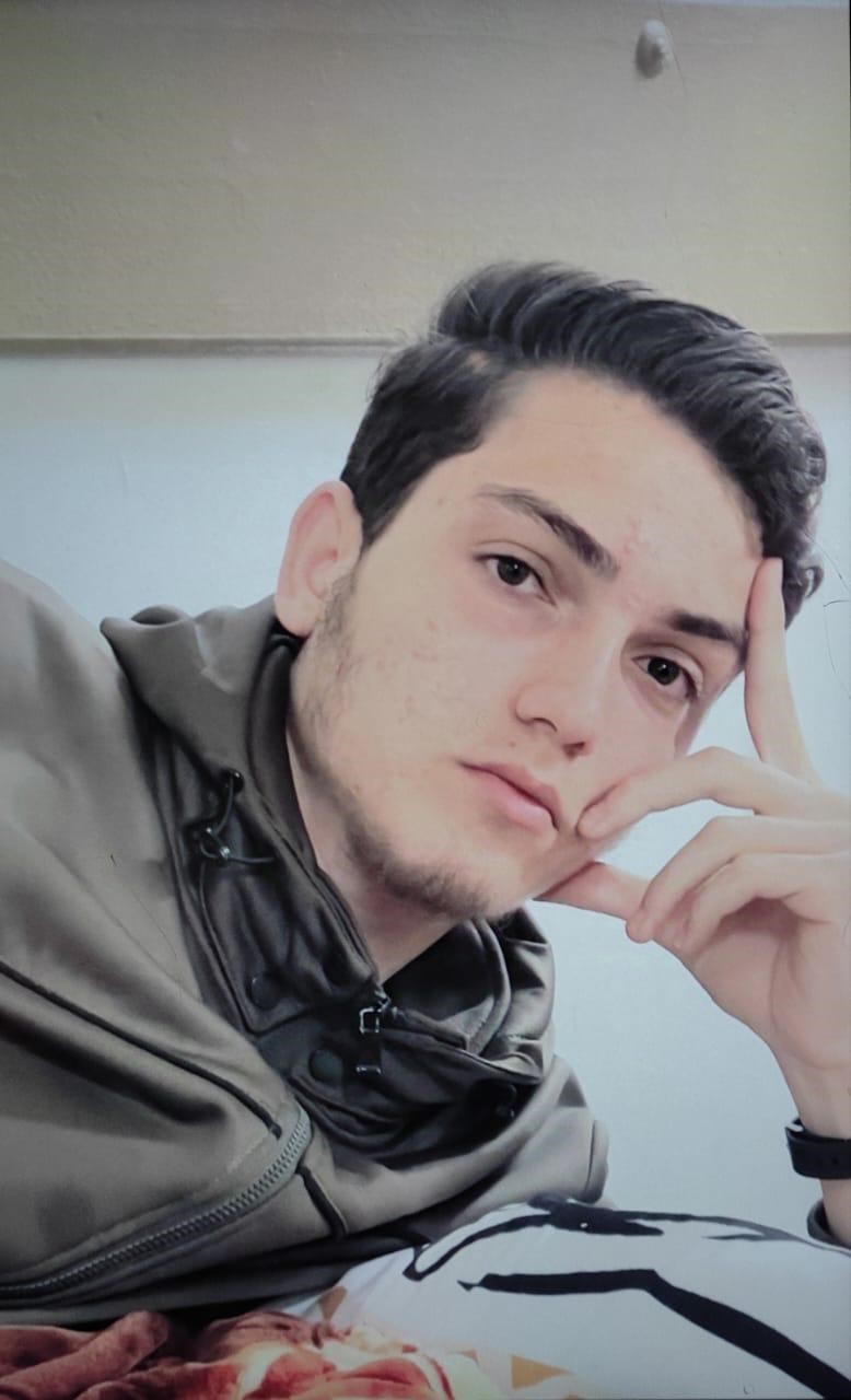 Bir oğlu şehit edilen doktoru İsrail askerleri bilinmeze g&ouml;t&uuml;rd&uuml;
