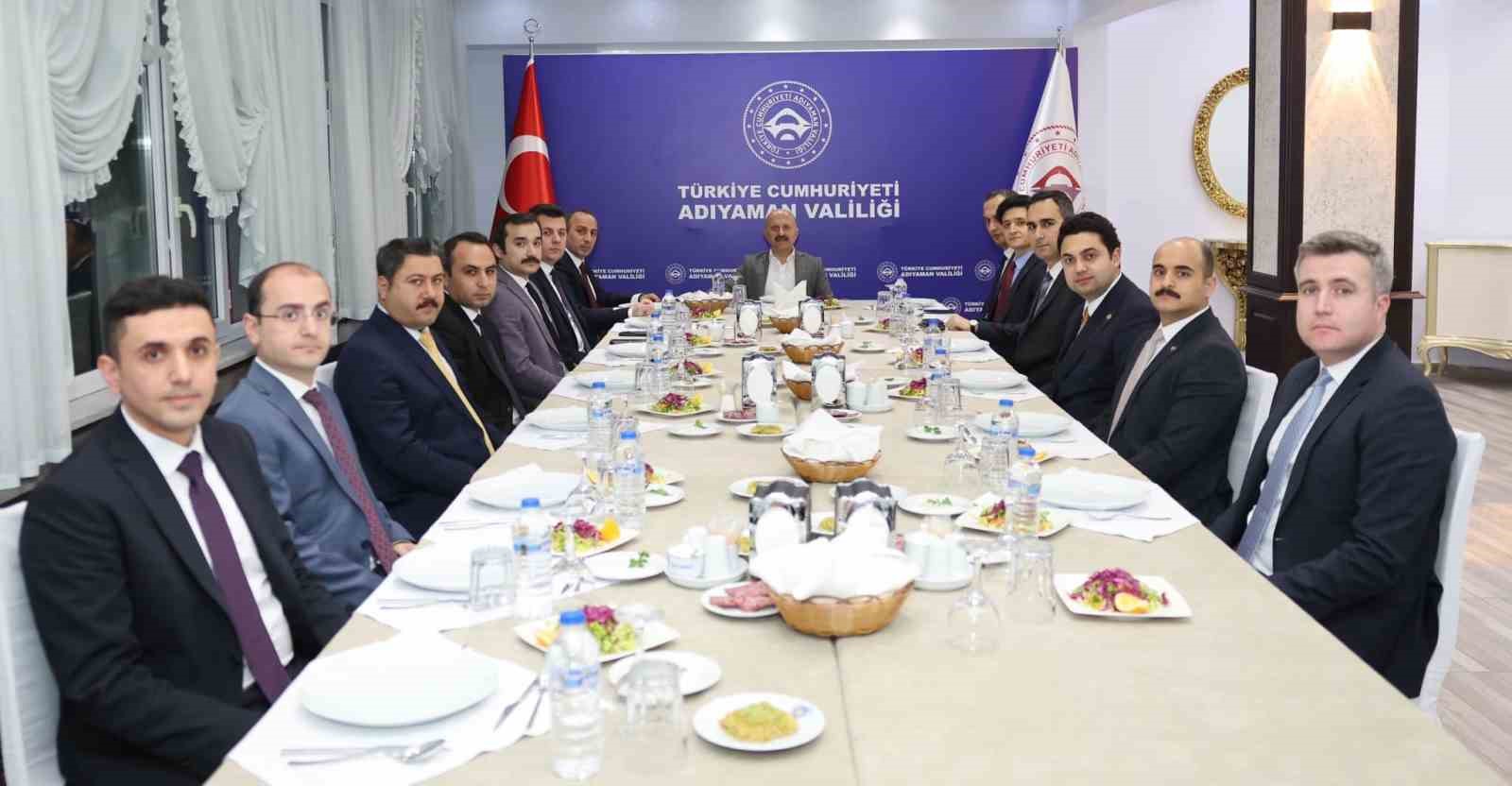 Adıyaman&rsquo;da, 10 Ocak İdareciler G&uuml;n&uuml; kutlandı
