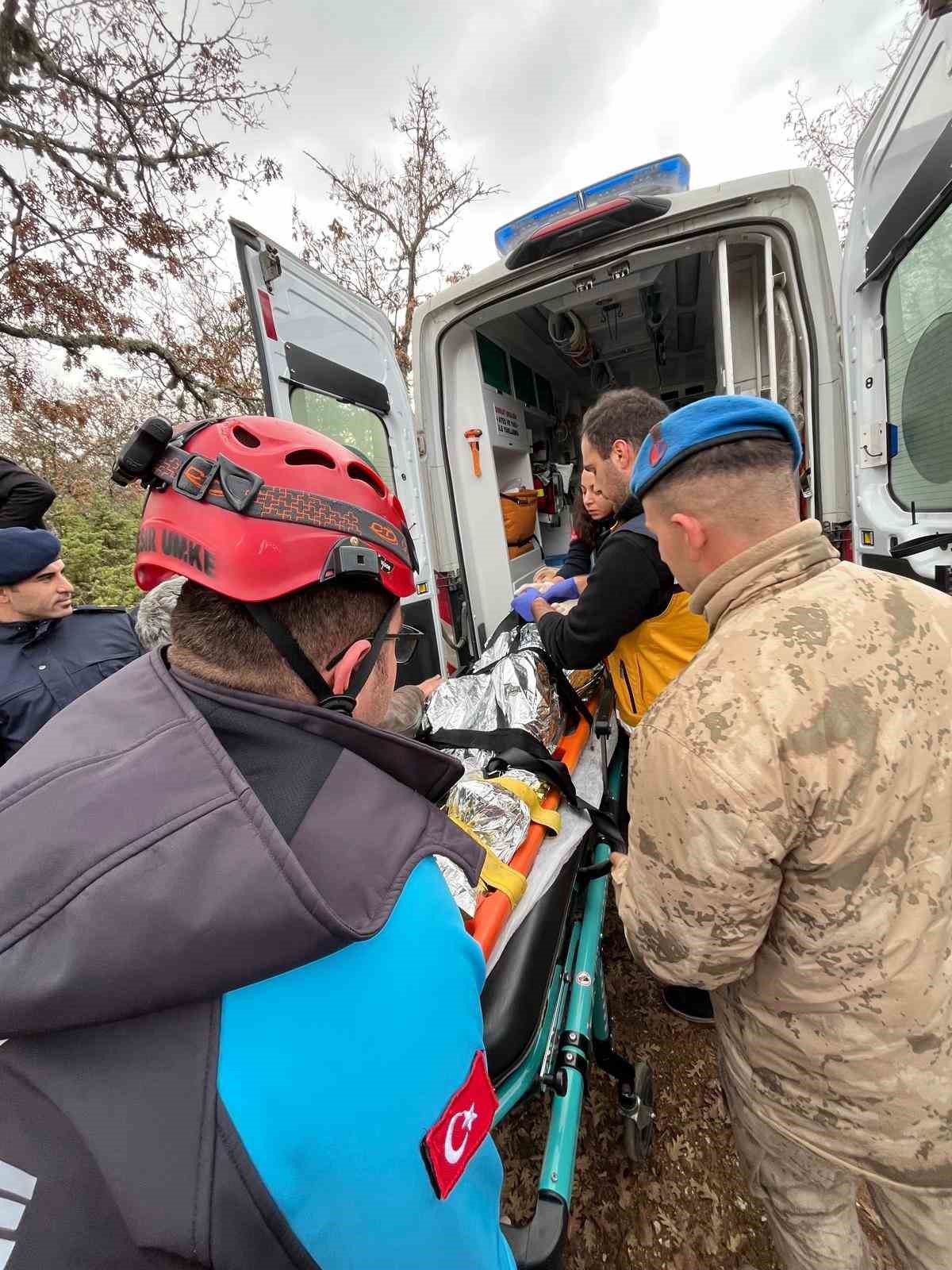 Balıkesir&rsquo;de arazide kaybolan yaşlı kadın sağ olarak bulundu
