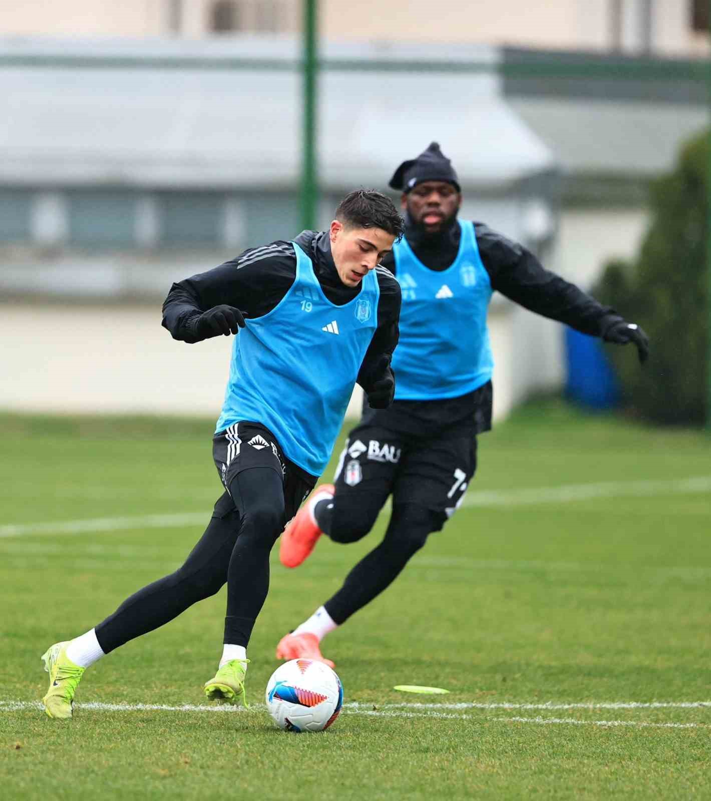 Beşiktaş, Samsunspor maçı hazırlıklarına başladı
