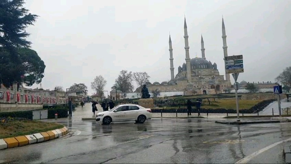 Edirne’de motokuryelerin trafiğe çıkışı yasaklandı
