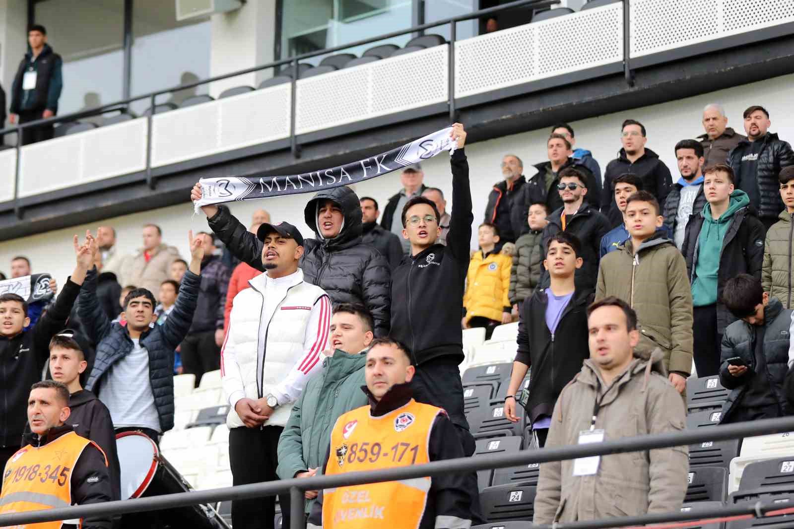 Manisa FK, &Uuml;mraniyespor&rsquo;u konuk edecek
