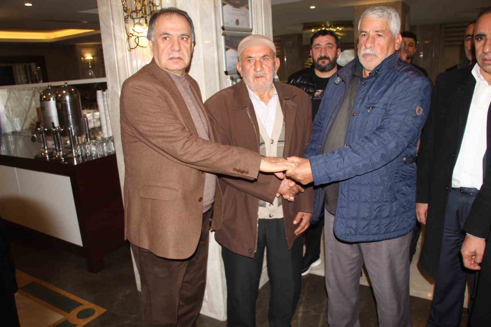 Batman&rsquo;da husumetli iki aile barıştı
