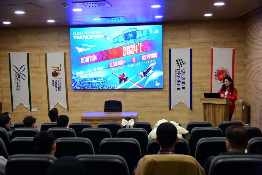 Kastamonu Üniversitesi’nde “TEKNOFEST 2025 Bilgilendirme Semineri” gerçekleştirildi
