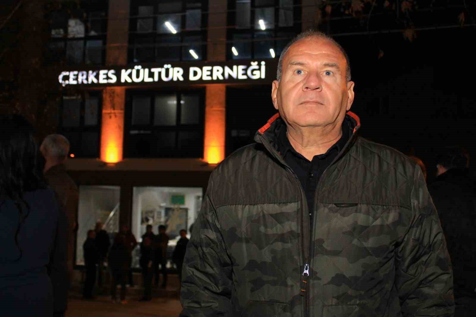 Dedelerinin 161 yıllık anavatan hayalini ger&ccedil;ekleştirip Maykop&rsquo;a yerleşiyor
