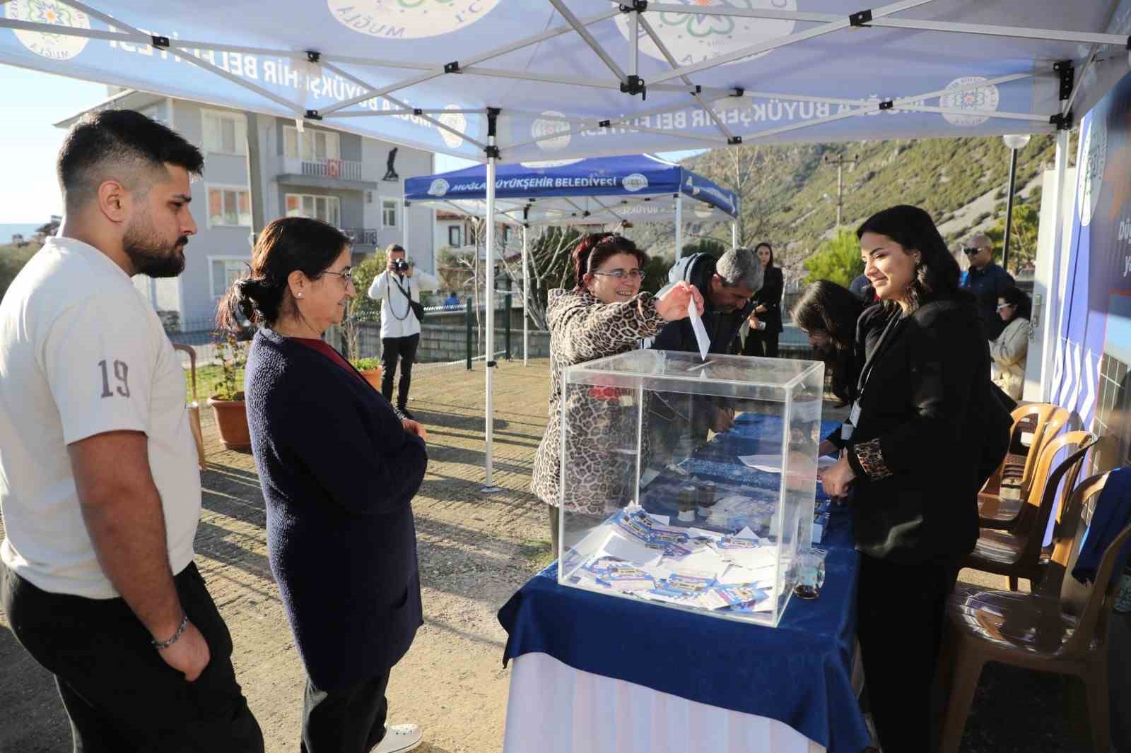 Büyükşehir halka sordu: Sandıktan ‘düğün’ çıktı
