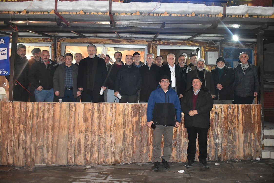 &Ouml;zderelilerden vefalı buluşma
