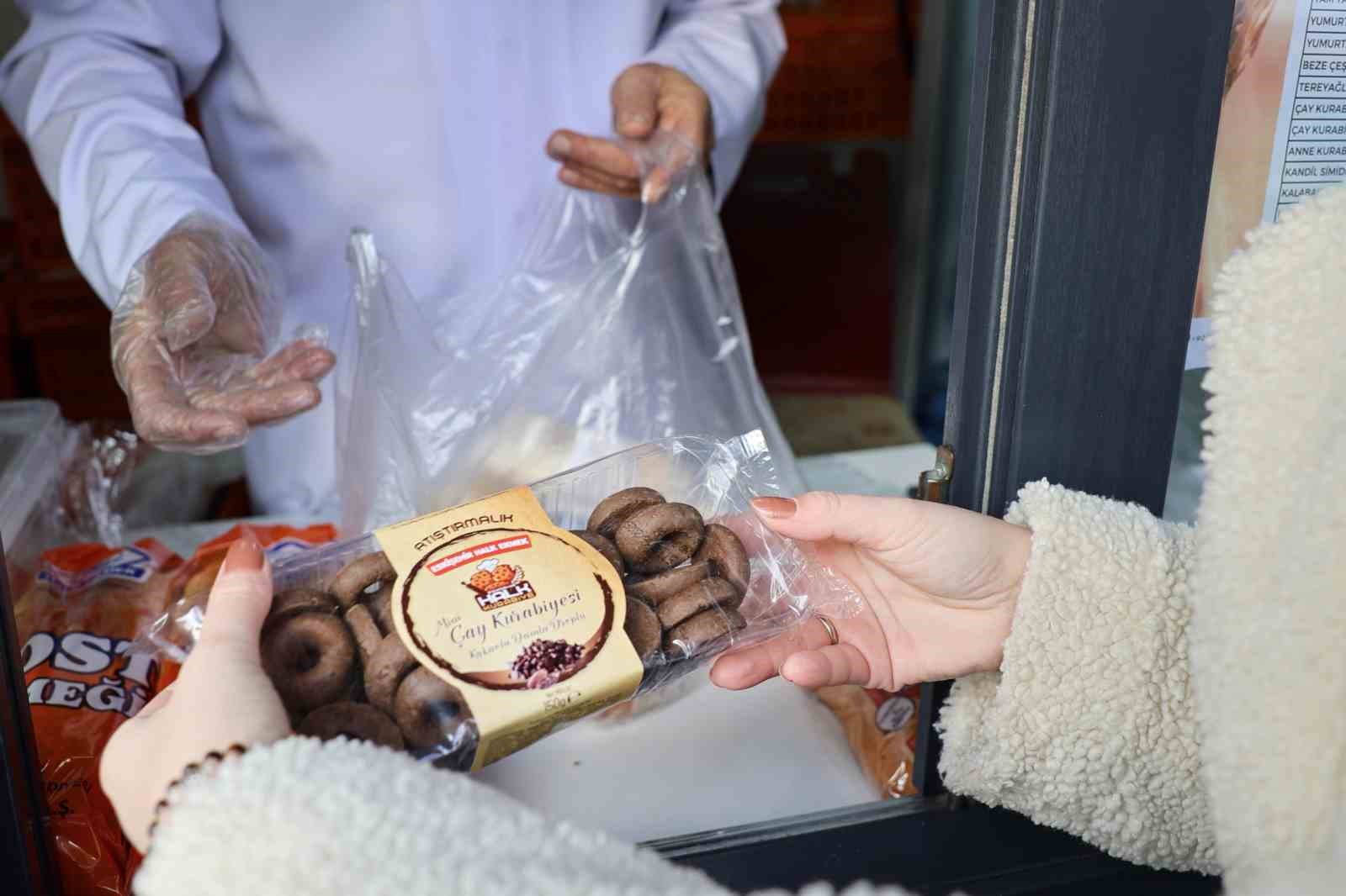 Halk Ekmek &uuml;r&uuml;n &ccedil;eşitliliğiyle yoğun ilgi g&ouml;r&uuml;yor
