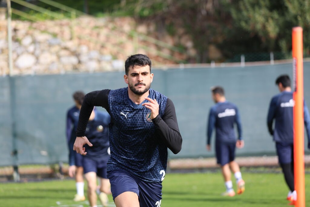 Alanyaspor, Ey&uuml;pspor ma&ccedil;ı hazırlıklarına başladı
