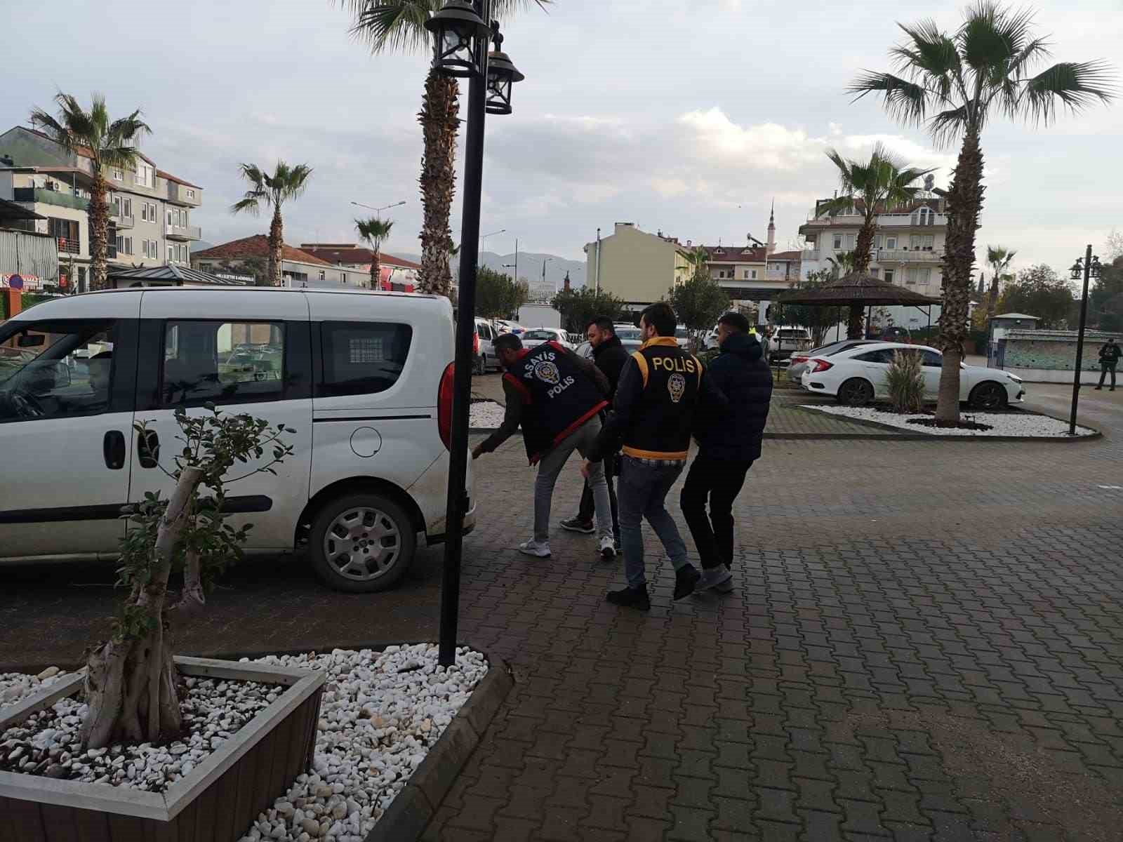 Fethiye’de yağma olayına karışan 2 kişi tutuklandı