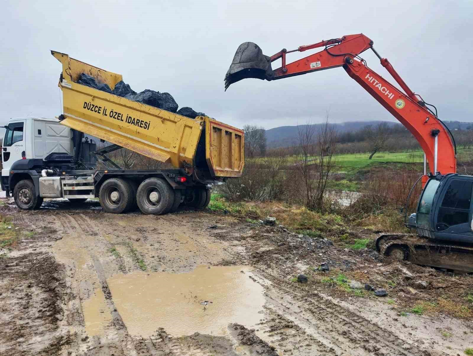 Su hattında güçlendirme çalışmaları