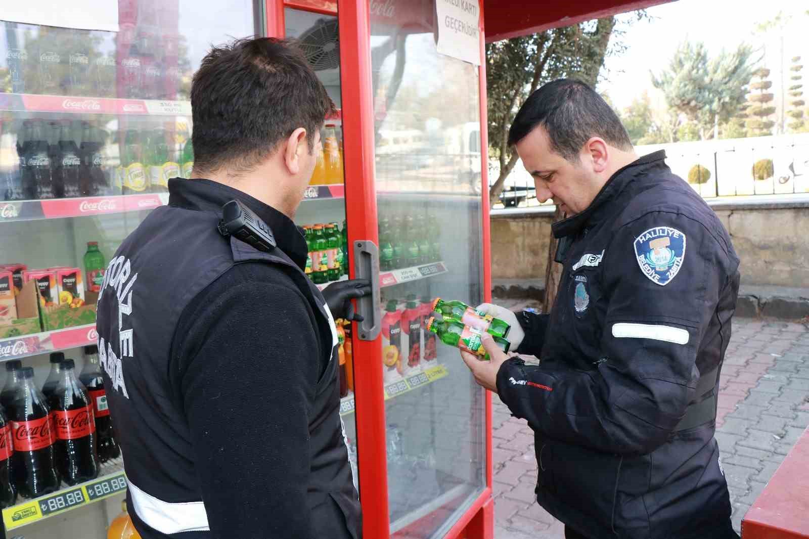 Haliliye’de öğrencilerin sağlığı için kantin ve marketler denetlendi
