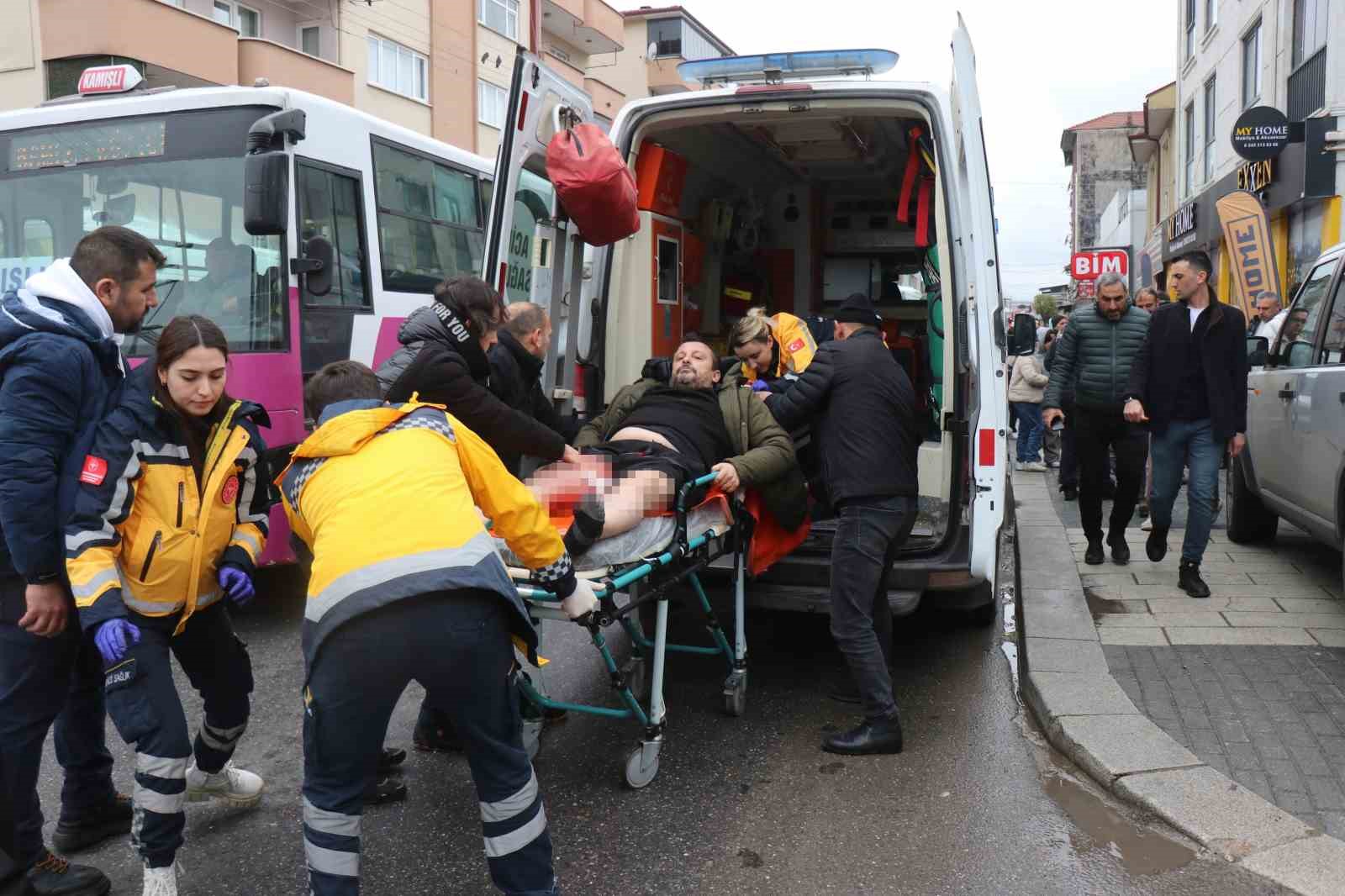 Şehrin göbeğinde silahlı saldırı: Kurşun yağdırıp olay yerinden kaçtı