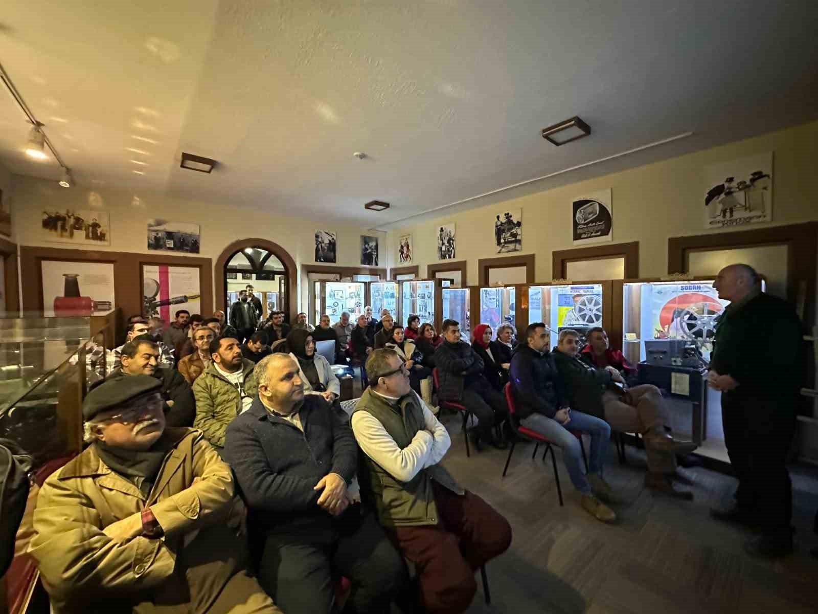 Fotoğraf okuma günleri yoğun katılımla gerçekleşti
