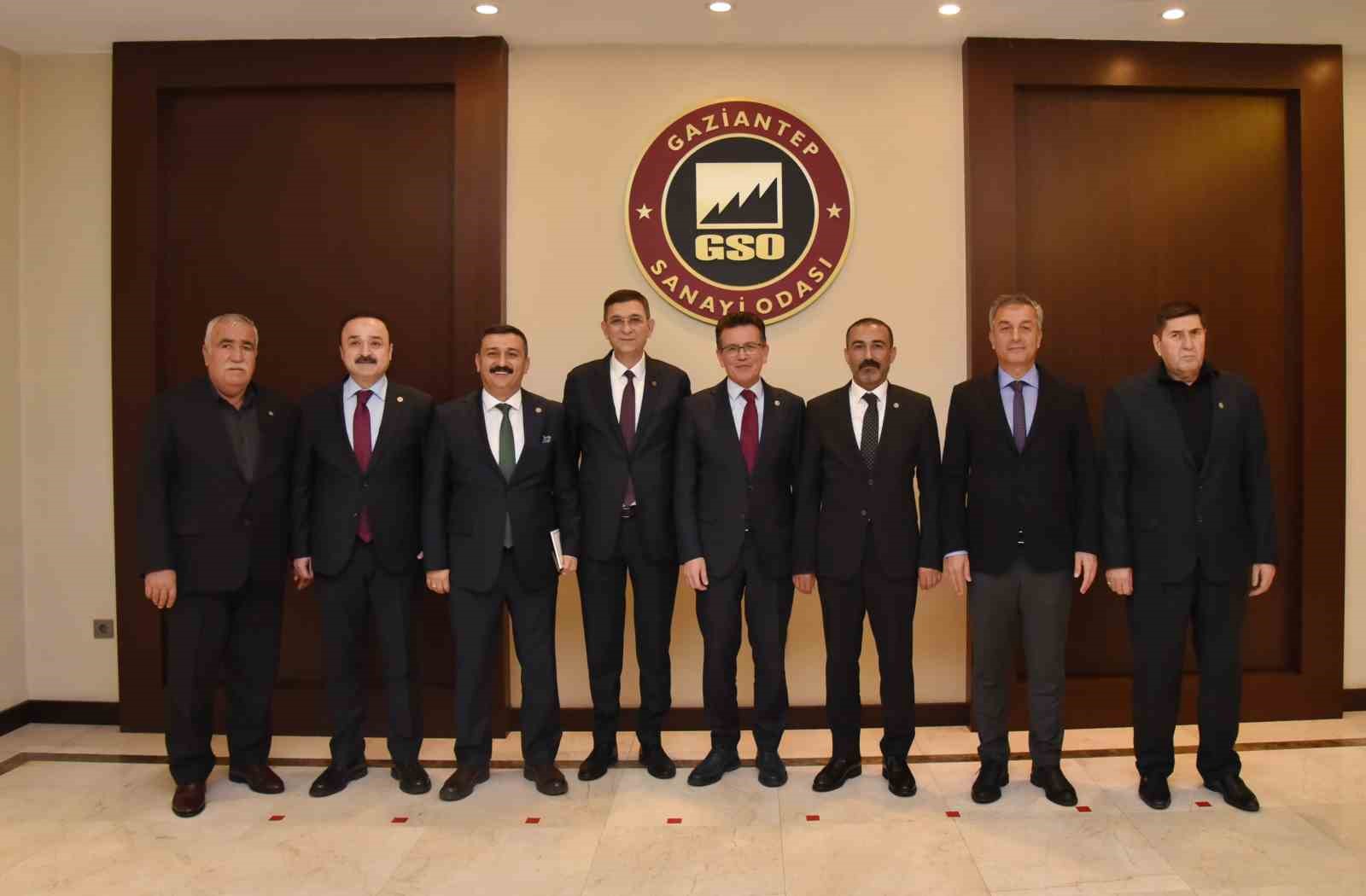 GSO&rsquo;da Suriye&rsquo;deki yeni d&ouml;nem ve g&ouml;n&uuml;ll&uuml; geri d&ouml;n&uuml;ş konuşuldu
