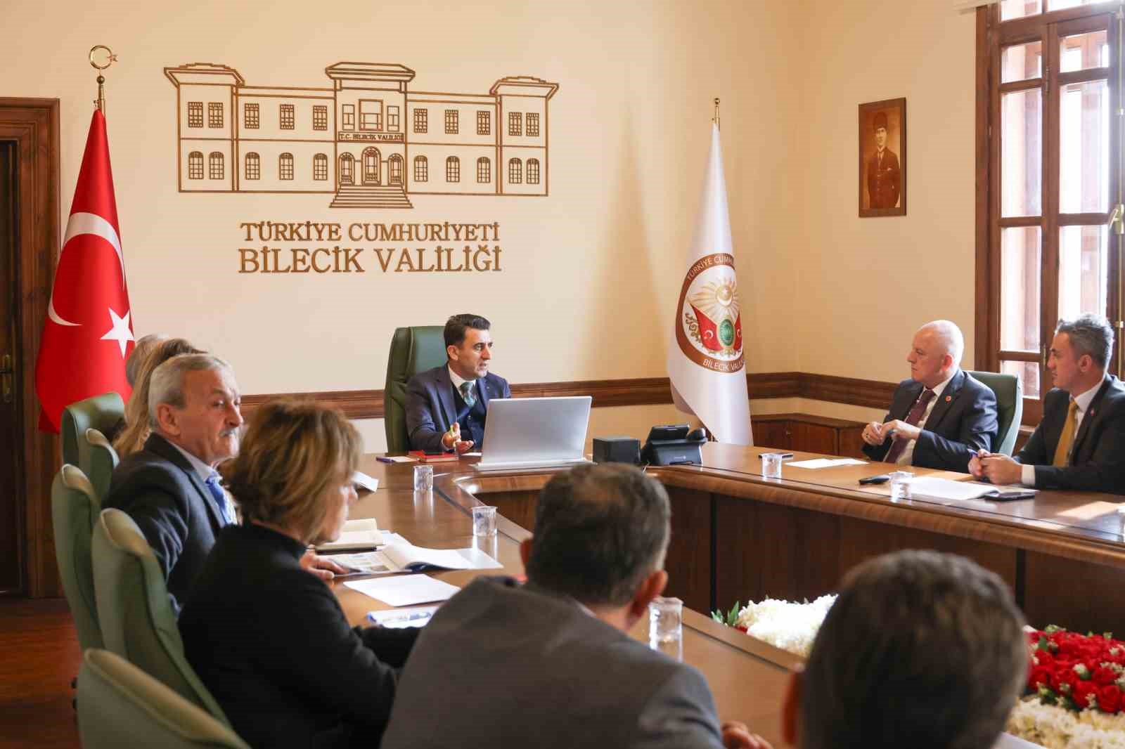 Bilecik’te tarım ve orman verimliliğini artırmaya yönelik toplantı düzenlendi
