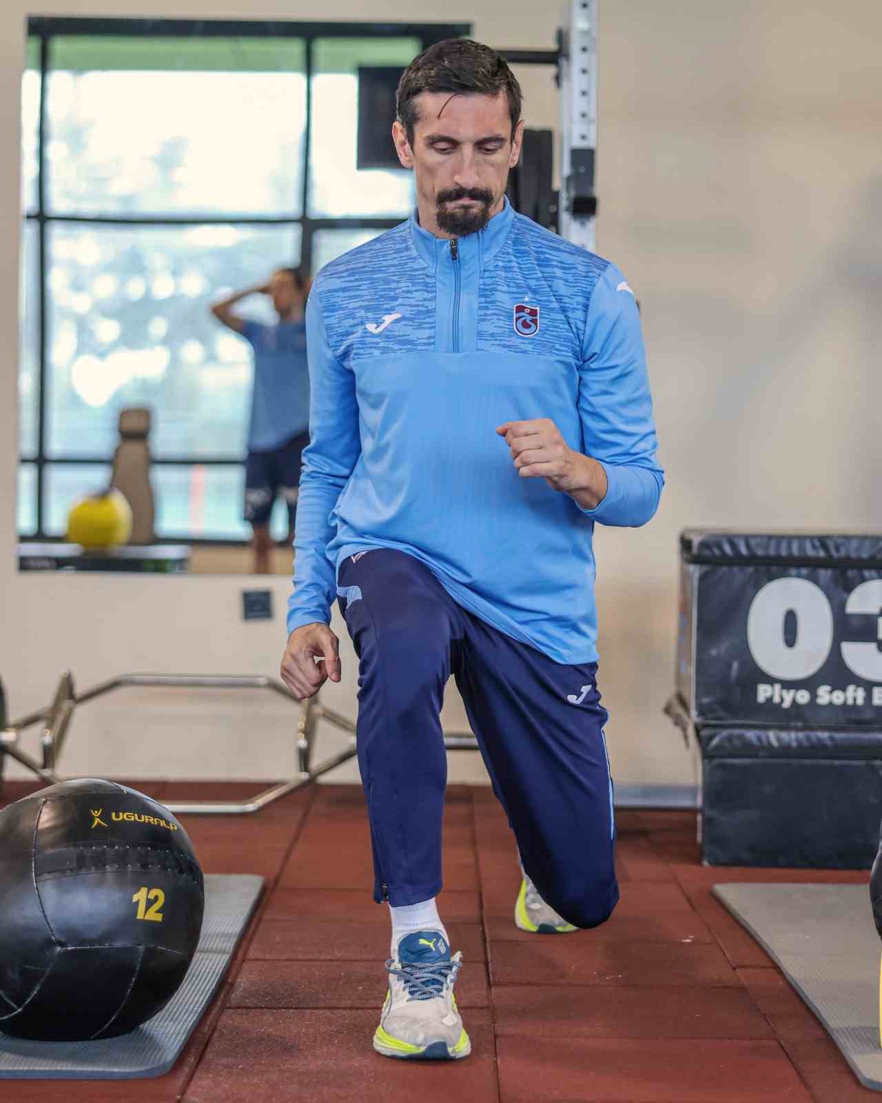 Trabzonspor salonda &ccedil;alıştı
