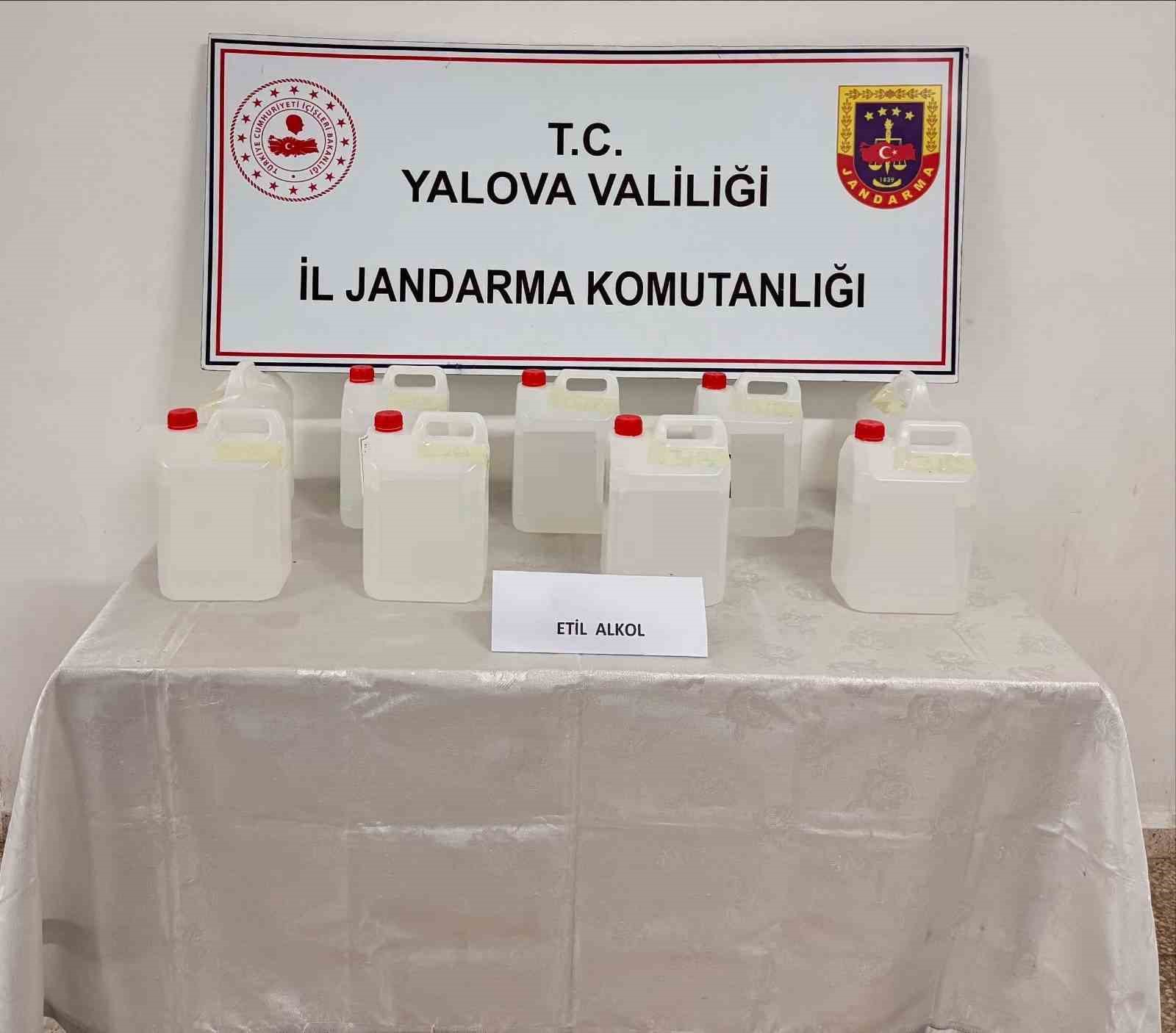 Yalova’da kargoyla yollanan 45 litre etil alkol ele geçirildi