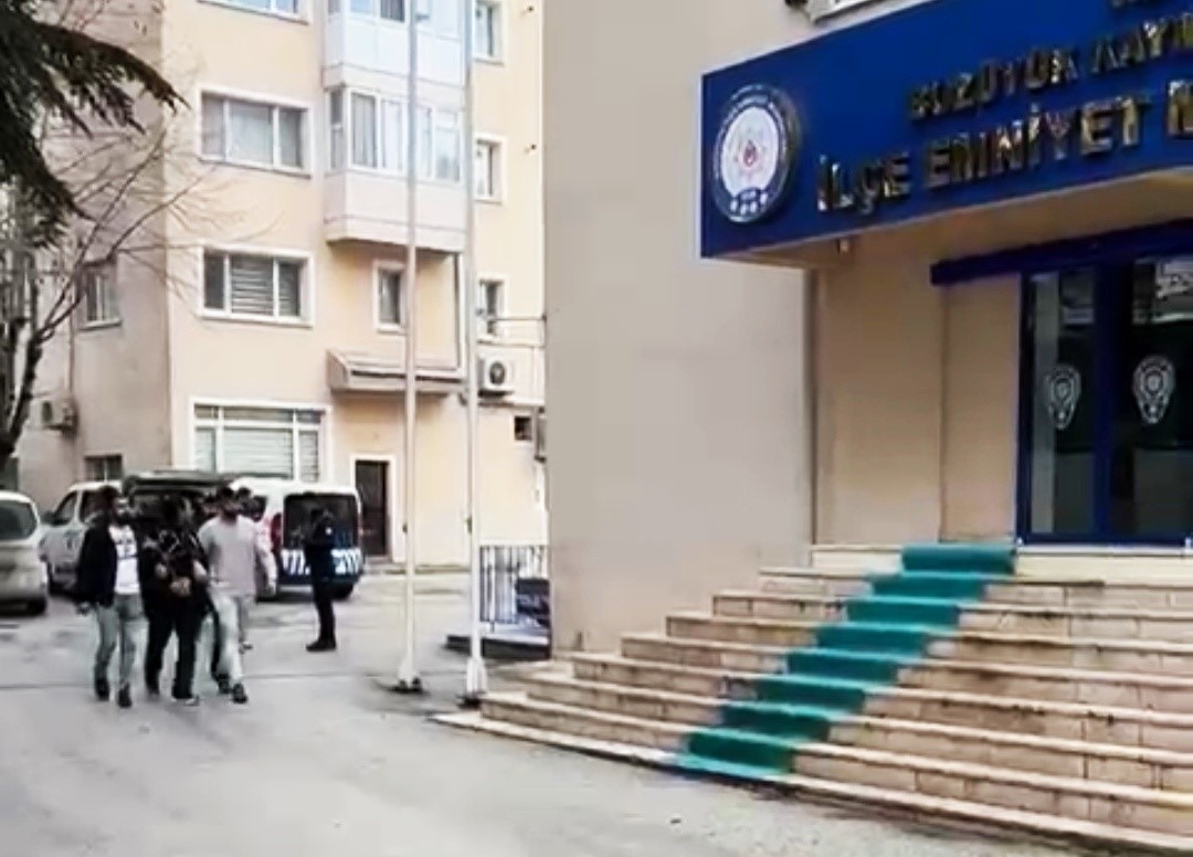 15 yıl kesinleşmiş hapis cezası ile aranan şahıs Bilecik&rsquo;te yakalandı
