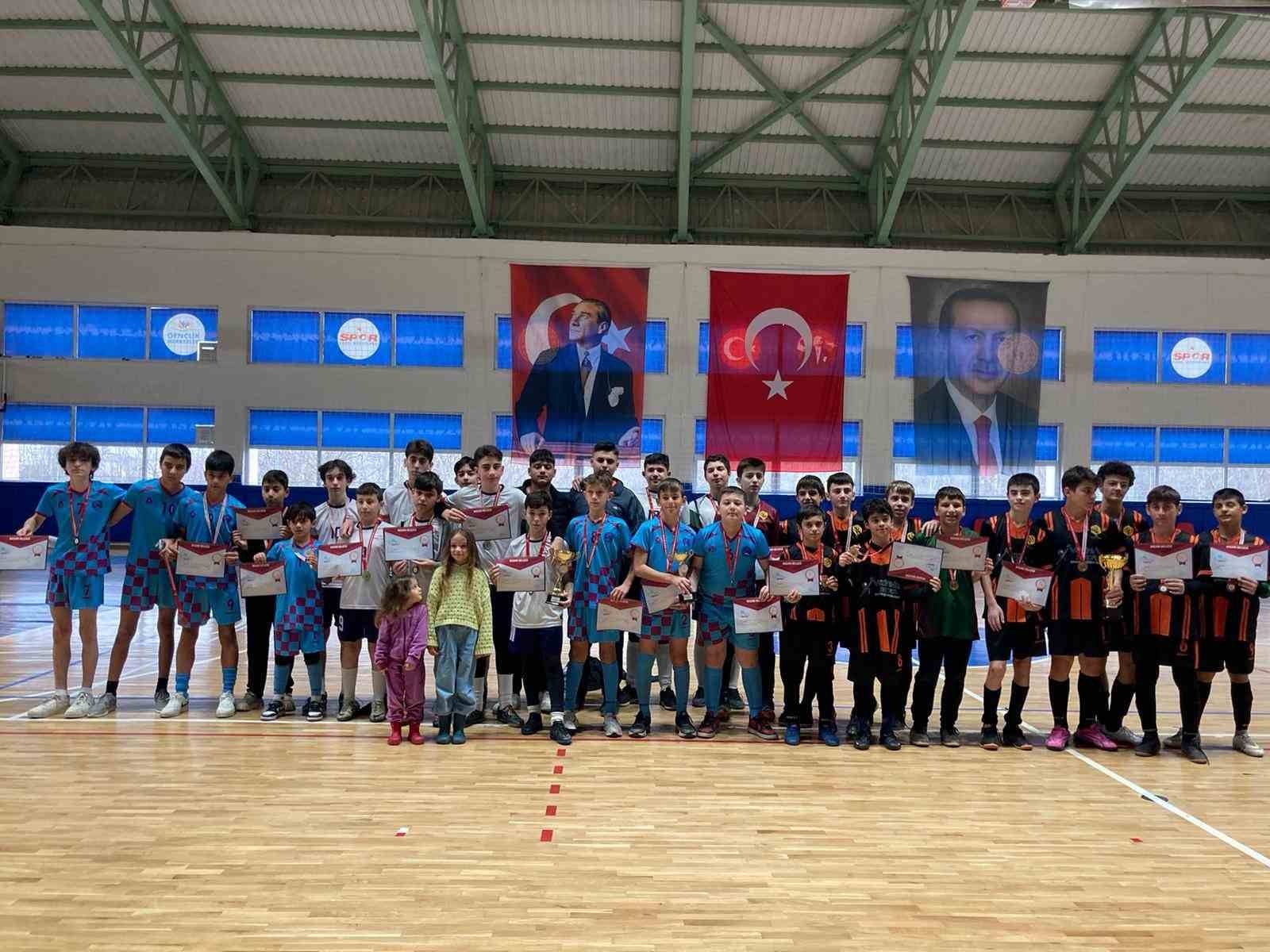 Futsalda şampiyon 32 takım arasından çıktı