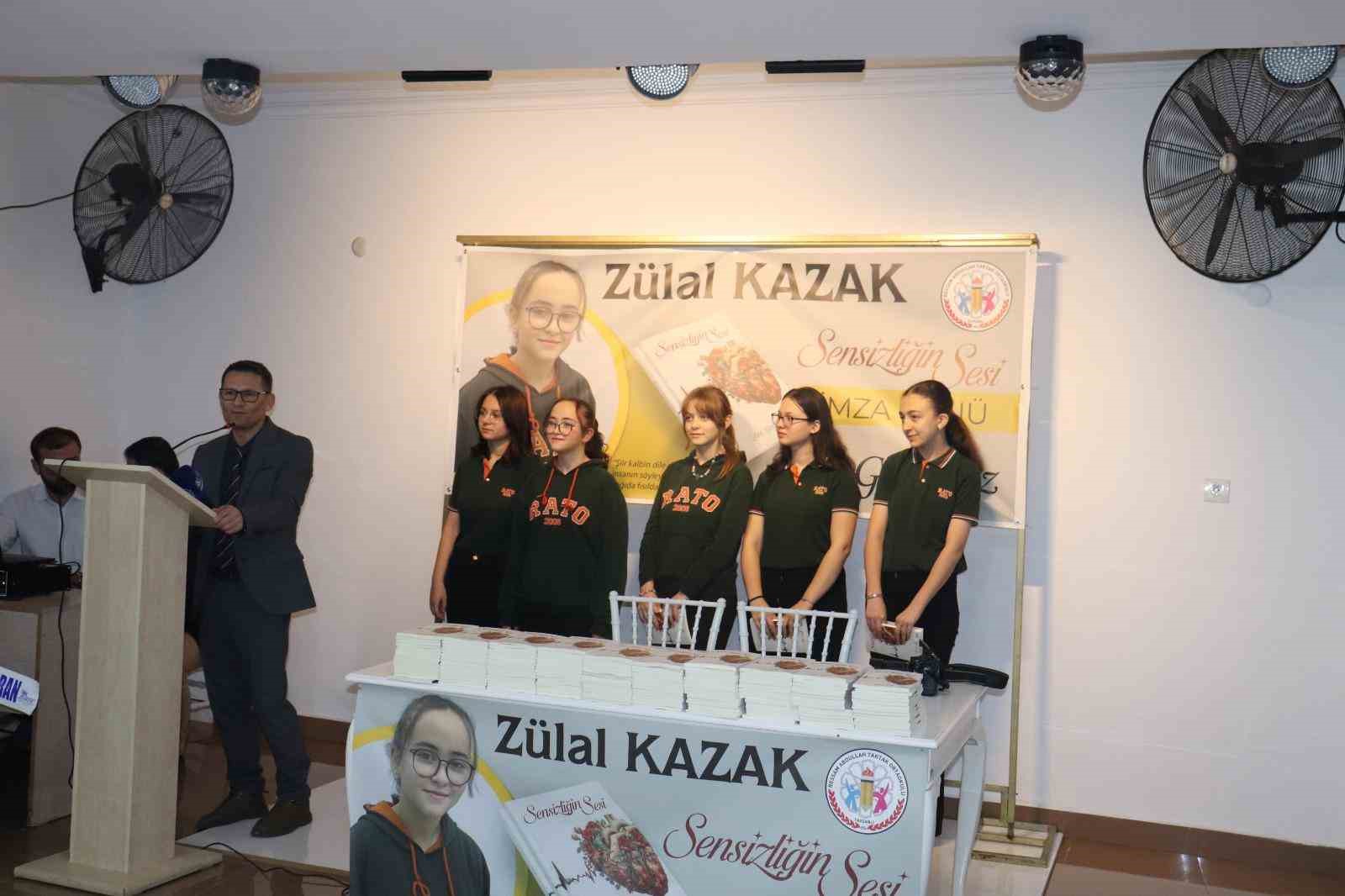 Ressam Abdullah Taktak Ortaokulu öğrencisi Zülal Kazak’ın "Sensizliğin Sesi" kitabı büyük ilgi gördü
