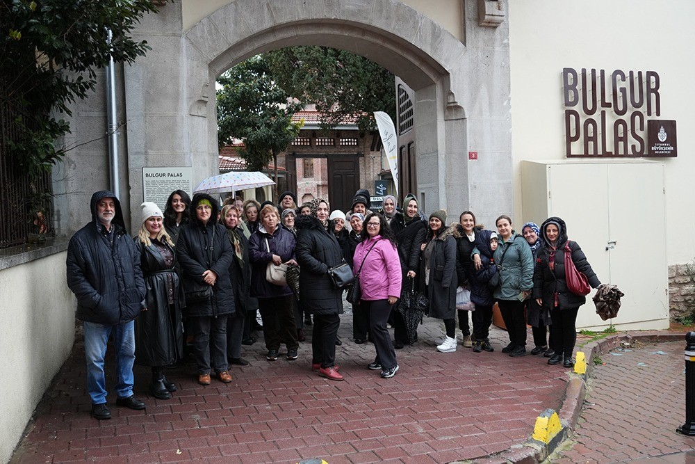 Gaziosmanpaşa Belediyesi’nin düzenlediği kültür ve sanat gezileri, Bulgur Palas ile başladı